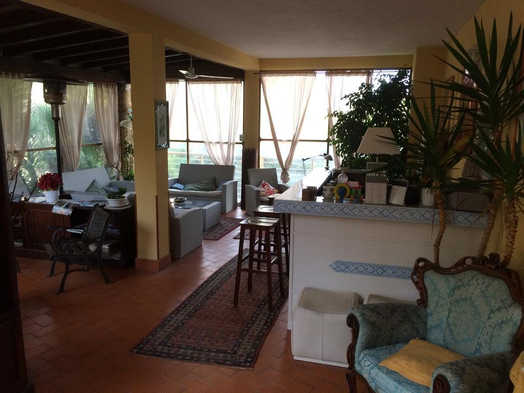 Clarice Hotel Castelnuovo Di Porto Luaran gambar