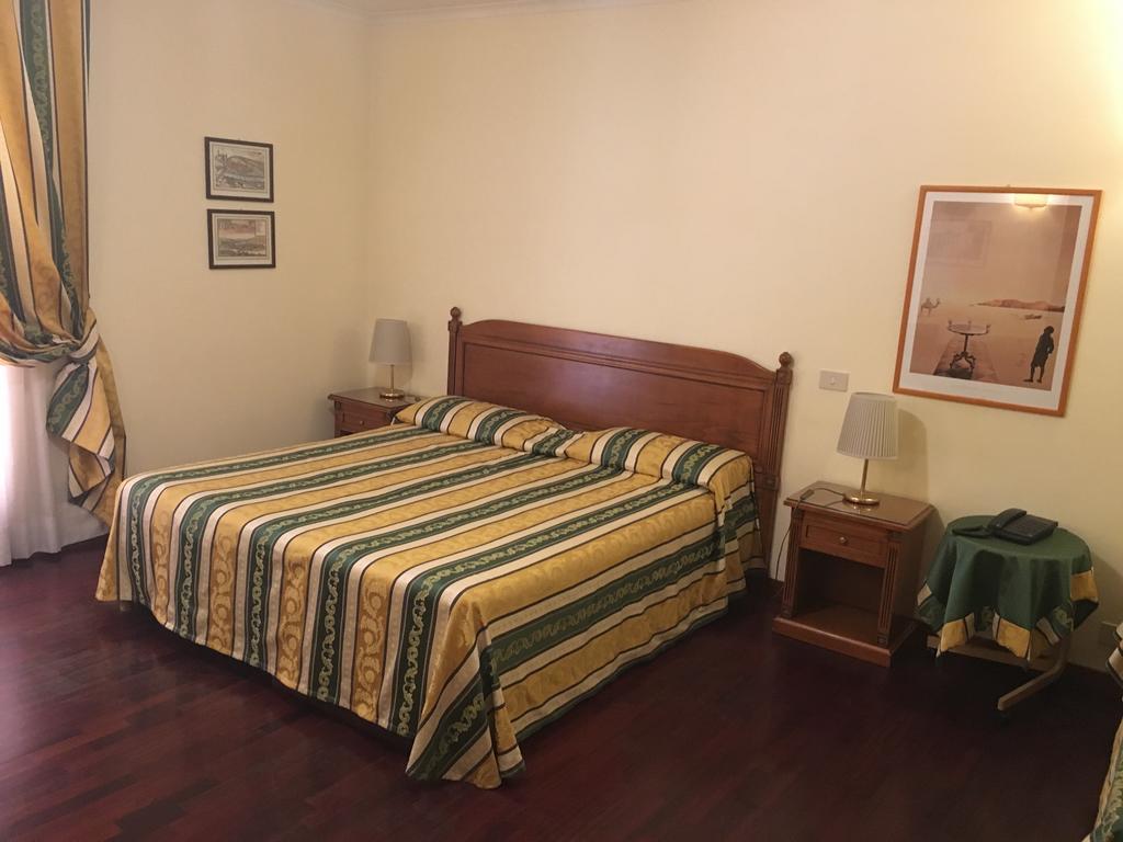 Clarice Hotel Castelnuovo Di Porto Luaran gambar